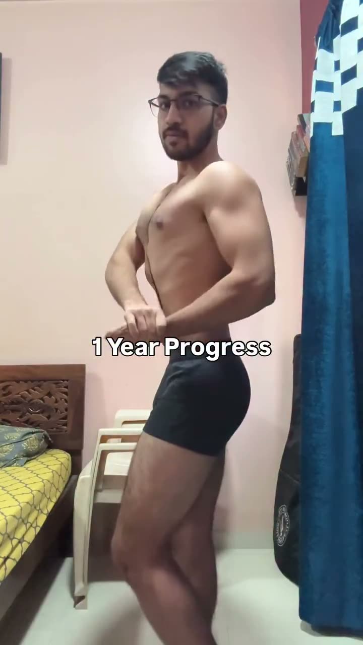 Side-chest pose before and after one year, 64 to 74 kg